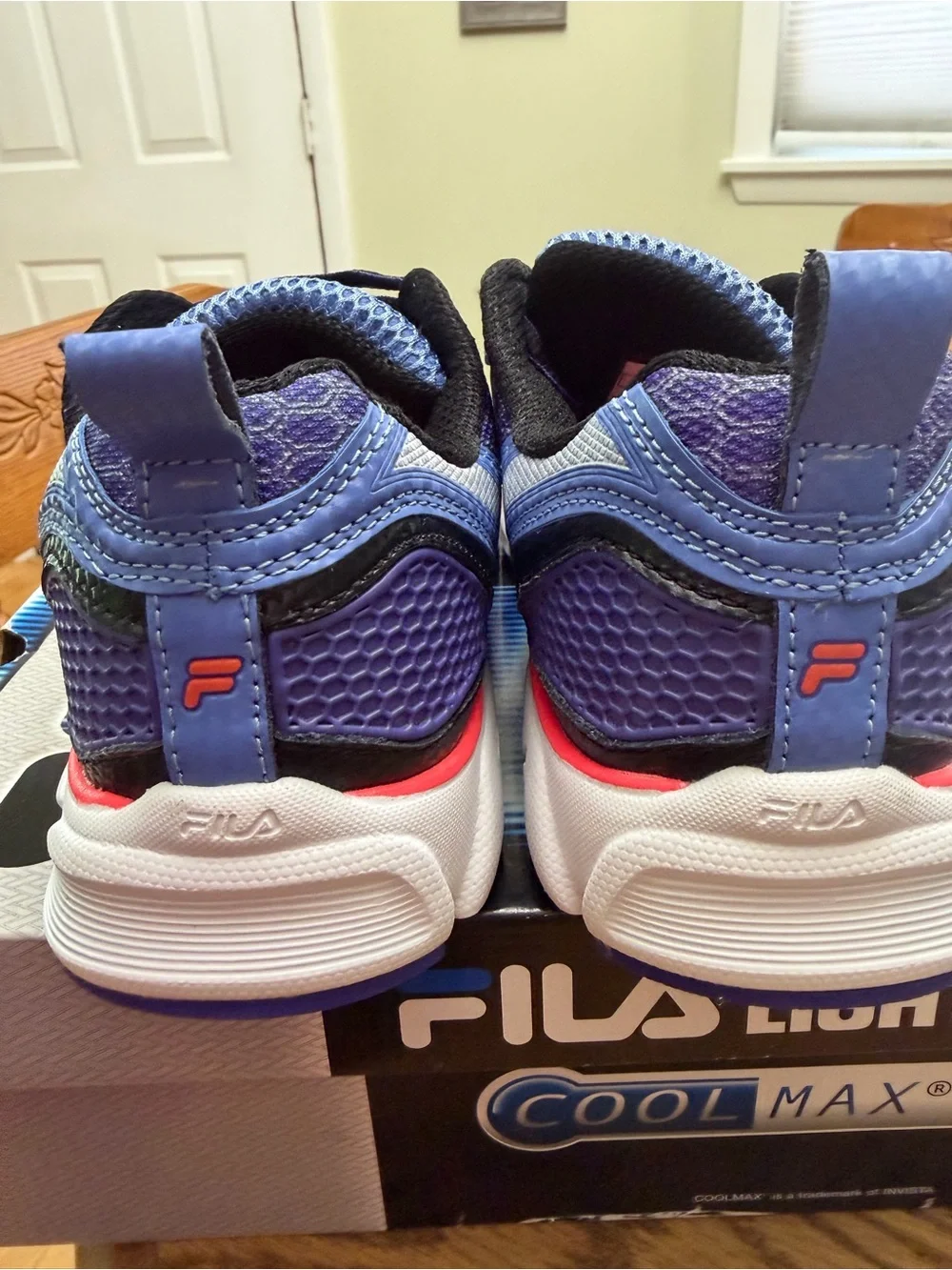 Fila Sneakers